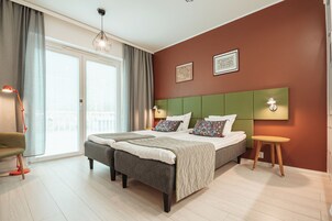 Economy Apartment | Blackout drapes, soundproofing, iron/ironing board, free WiFi