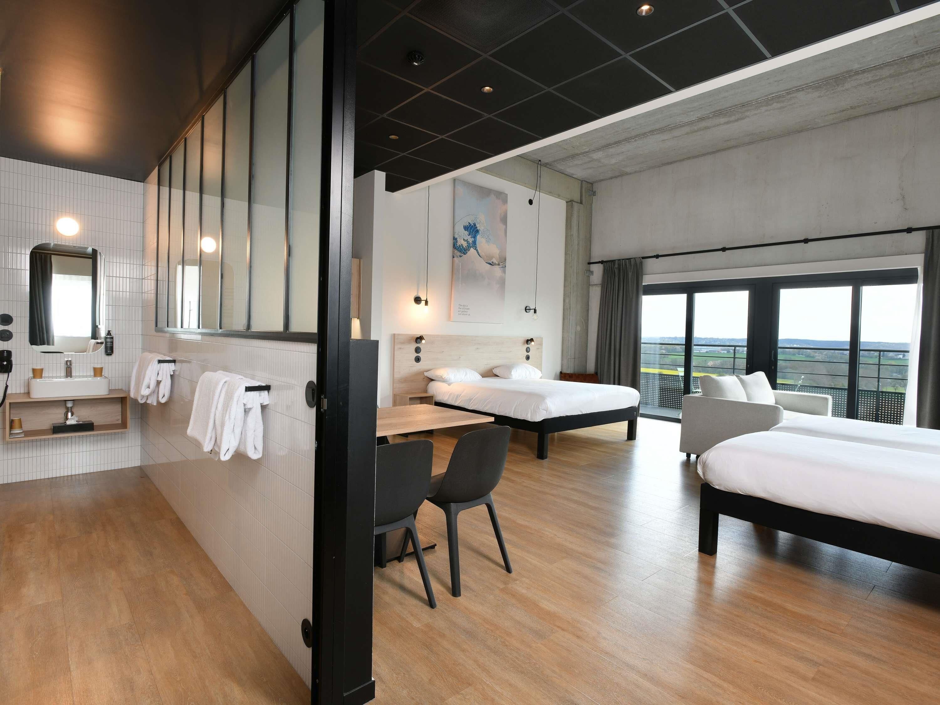 Apartamento, 1 cama de casal e sofá-cama | Cofres nos quartos, escrivaninha, quartos à prova de som
