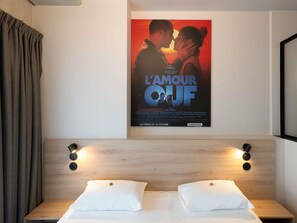 In-room safe, desk, soundproofing, iron/ironing board - Ibis Styles Namur (Namur)