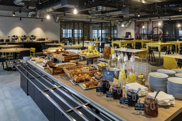 Daily buffet breakfast for a fee
