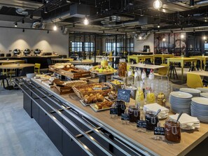 Daily buffet breakfast (EUR 18 per person)