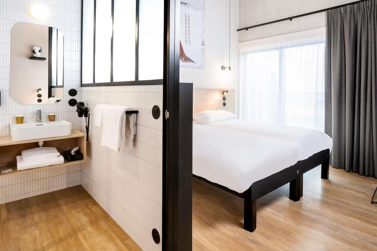 Superior Room, 2 Twin Beds, Balcony | In-room safe, desk, soundproofing, iron/ironing board