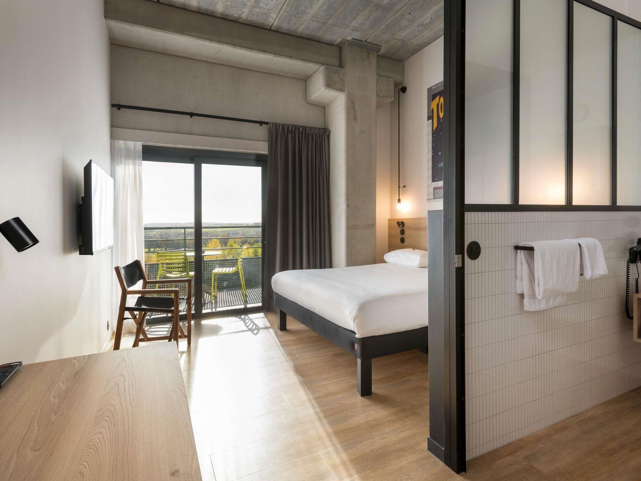 Chambre Confort, 1 lit double, balcon