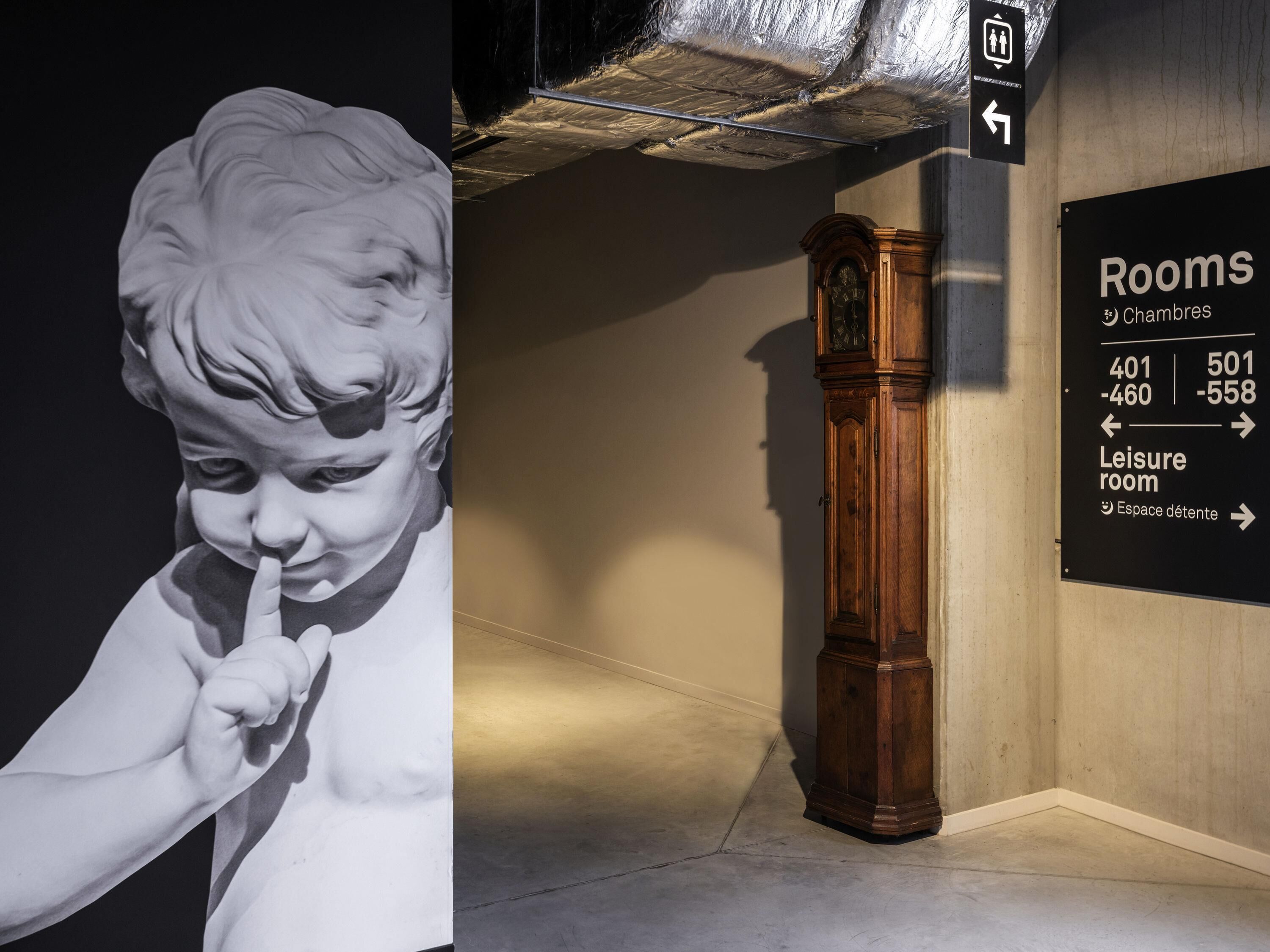 In-room safe, desk, soundproofing, iron/ironing board