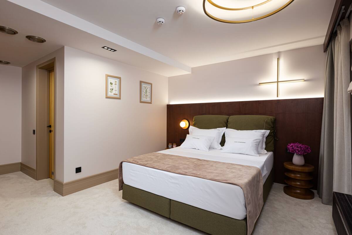 Superior Room | Premium bedding, down comforters, minibar, desk