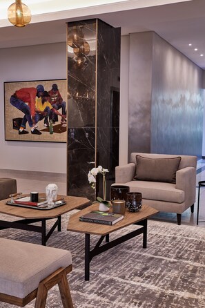 Reception - Catalyst Apartment Hotel by NEWMARK (Sandton)