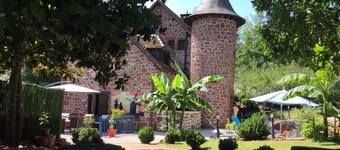 Luxurious 17th century mill entirely renovated.jakuzzi,Clim,wifi swimming pool.