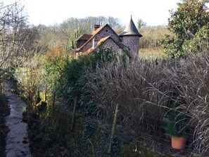 Exterior - Luxurious 17th century mill entirely renovated.jakuzzi,Clim,wifi swimming pool. (Collonges-la-Rouge)