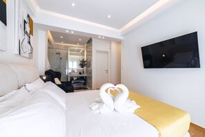 3 chambres, fer et planche à repasser, Wi-Fi gratuit, draps fournis