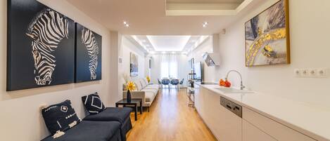3 chambres, fer et planche à repasser, Wi-Fi gratuit, draps fournis