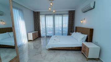 Luxury Villa | 3 bedrooms, iron/ironing board, free WiFi, individually decorated