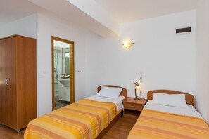 Studio (Superior Studio Apartment with Terrac)