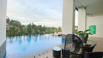 Kolam renang outdoor