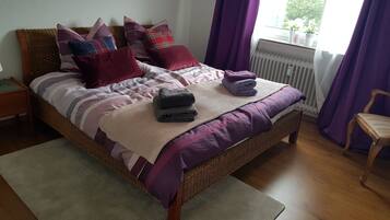 3 bedrooms, iron/ironing board, travel crib, free WiFi