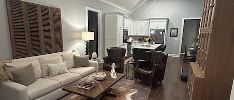 Smart TV, music library