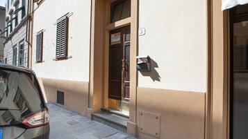 EntrĂ©e de lâhĂ©bergement