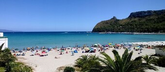 Penthouse via pine forest 5 minutes from the sea - Q2210