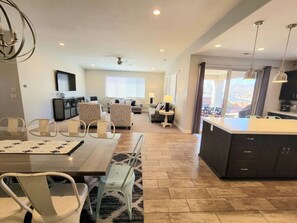 Interior - Fully Equipped Vacation Home in Paradise Village (Santa Clara)