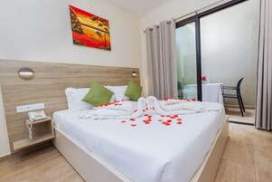 스탠다드 더블룸 | 저자극성 침구, 메모리폼 침대, 미니바, 객실 내 금고