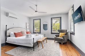 8 bedrooms, iron/ironing board, Internet - Only 2 Blocks to King! | The Gemstone Suites (Charleston)