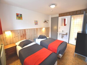 7 bedrooms, WiFi