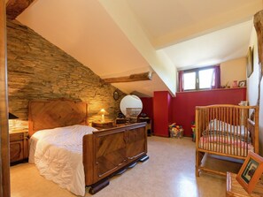 2 bedrooms, WiFi
