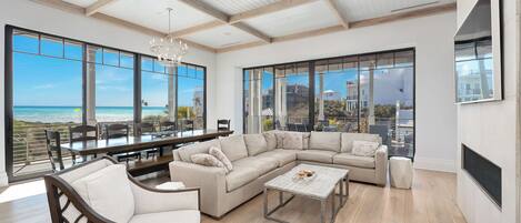 TV, fireplace, table football, stereo