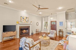 TV, fireplace, offices