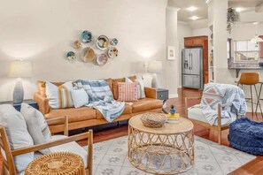 TV, fireplace, offices