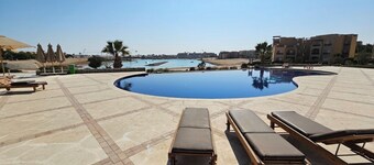 El Gouna -WS Available Ground floor 3 bedrooms Plus A Nani room