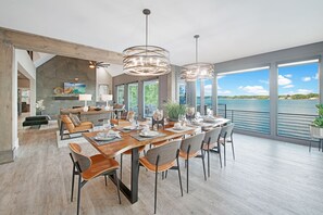 Dining - Sterling on Strawpocket w/Optional Boat Rental (Mooresville)