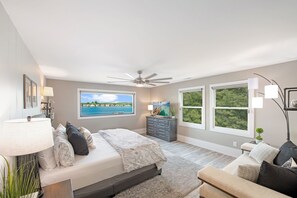 4 bedrooms, iron/ironing board, free WiFi, bed sheets - Sterling on Strawpocket w/Optional Boat Rental (Mooresville)