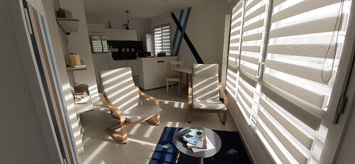 STUDIO 30m2  SITUE A 150 M DE L'OCEAN