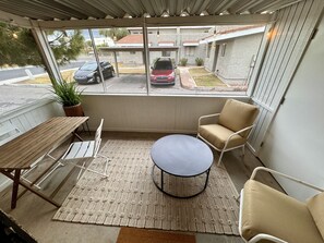 Interior - Downtown Gilbert Gem - Recently Updated (Gilbert)