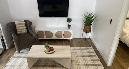 Downtown Gilbert Gem - Recently Updated