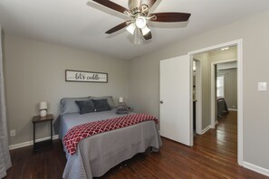 3 Schlafzimmer, Bügeleisen/Bügelbrett, kostenloses WLAN, Bettwäsche