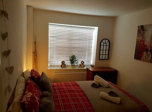 1 室のベッドルーム、アイロン / アイロン台、WiFi、ベッドシーツ