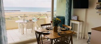 Charming T2 with exceptional sea view