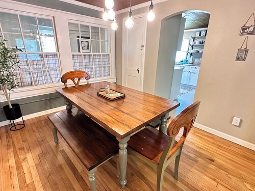 The Compass North with Full Kitchen Near TSU