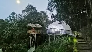 Luxury Tent | Bed sheets - Lunamaluk Glamping By Rotamundos (San Francisco)