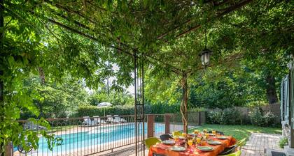 Stone House St Denis with Pool & Views