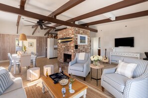 Smart TV, fireplace, table football, offices