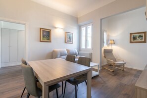 Dining - Indipendenza House in Florence by Mmega (Florence)