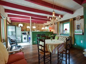 Interior - Breton Escape in Querrien (Querrien)