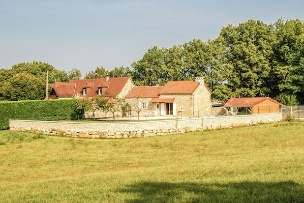 Exterior - Slate-Roofed Hideaway (Cressensac)
