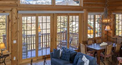 Trailside Ski In/Ski Out Town Home