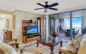 Smart TV, DVD player