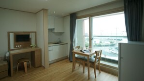 Kamar Double | Pemandangan dari kamar