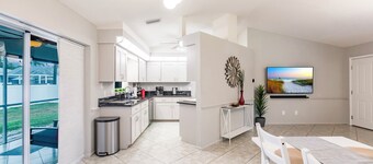 8 min to Beach ★ 5TV★Ice Hockey★ BBQ★ Bikes★Baby Gear ★Table Tennis ★Beach Gear