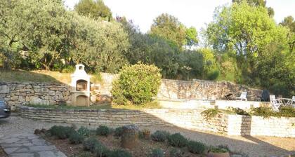 Detached holiday home in Roussillon